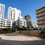 Charmante Deux Chambres Et Salon Avec Jardin Et Piscine A Cote De Plage